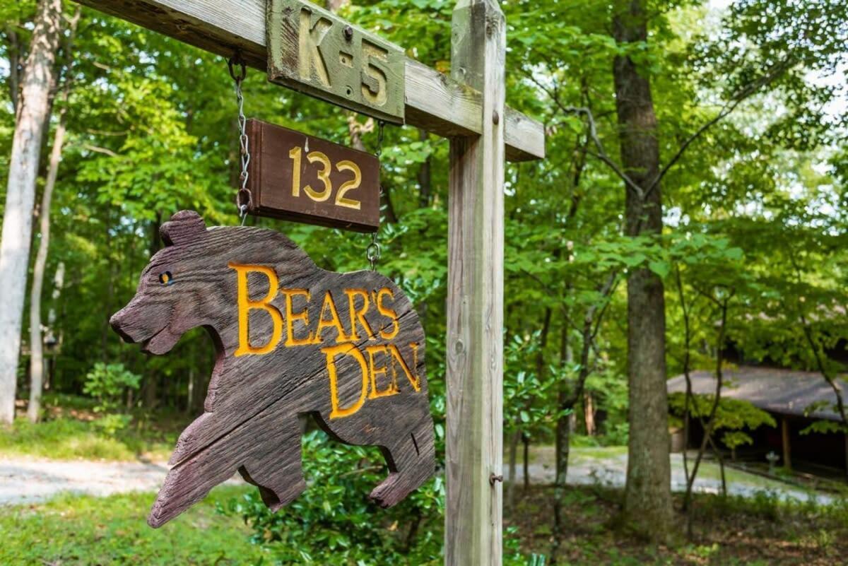 Huge Cabin W Hot Tub, Deck, Grill, Fire Pit, Wifi Berkeley Springs Exteriör bild