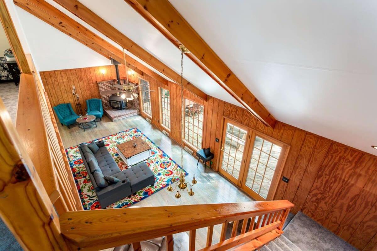 Huge Cabin W Hot Tub, Deck, Grill, Fire Pit, Wifi Berkeley Springs Exteriör bild