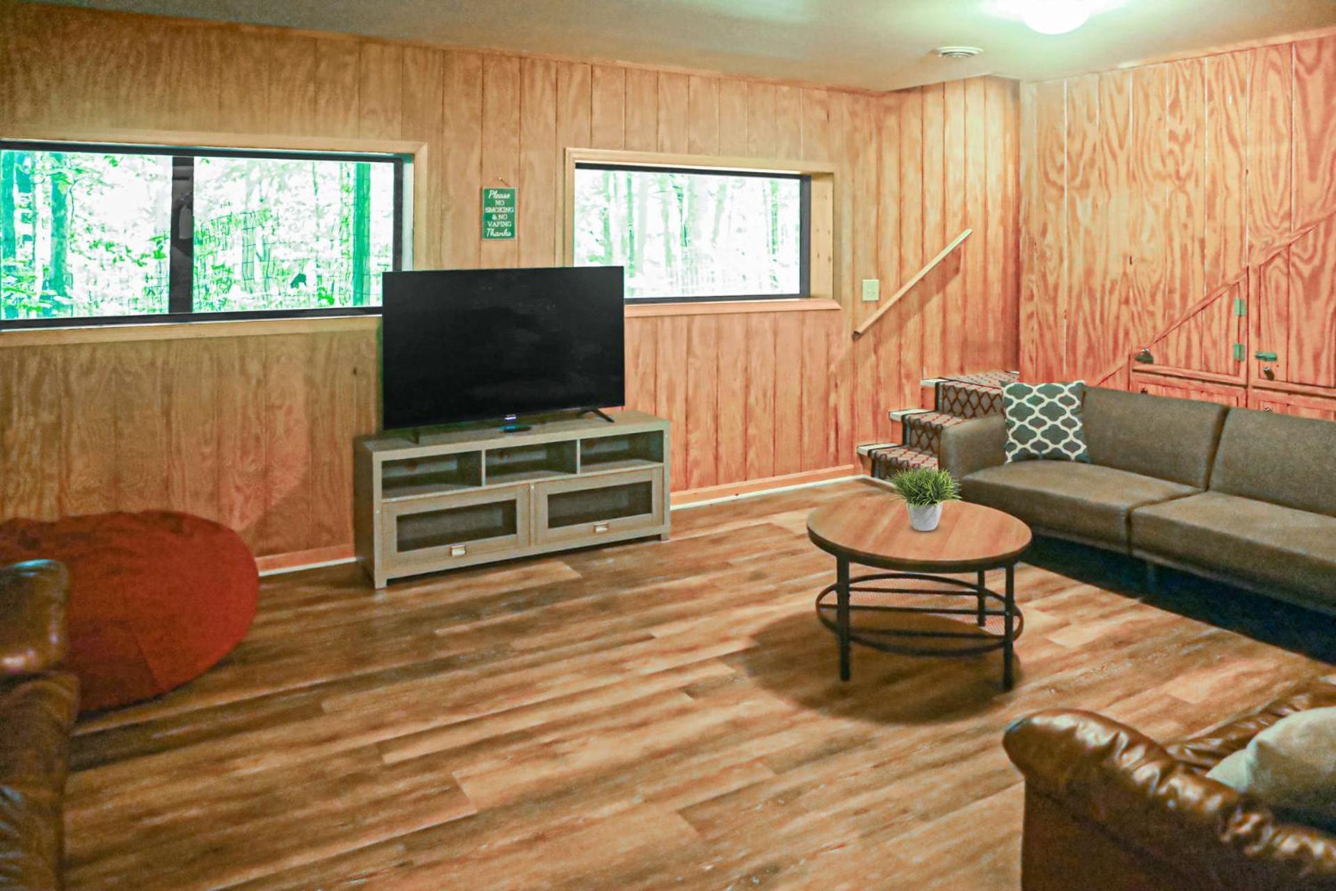 Huge Cabin W Hot Tub, Deck, Grill, Fire Pit, Wifi Berkeley Springs Exteriör bild